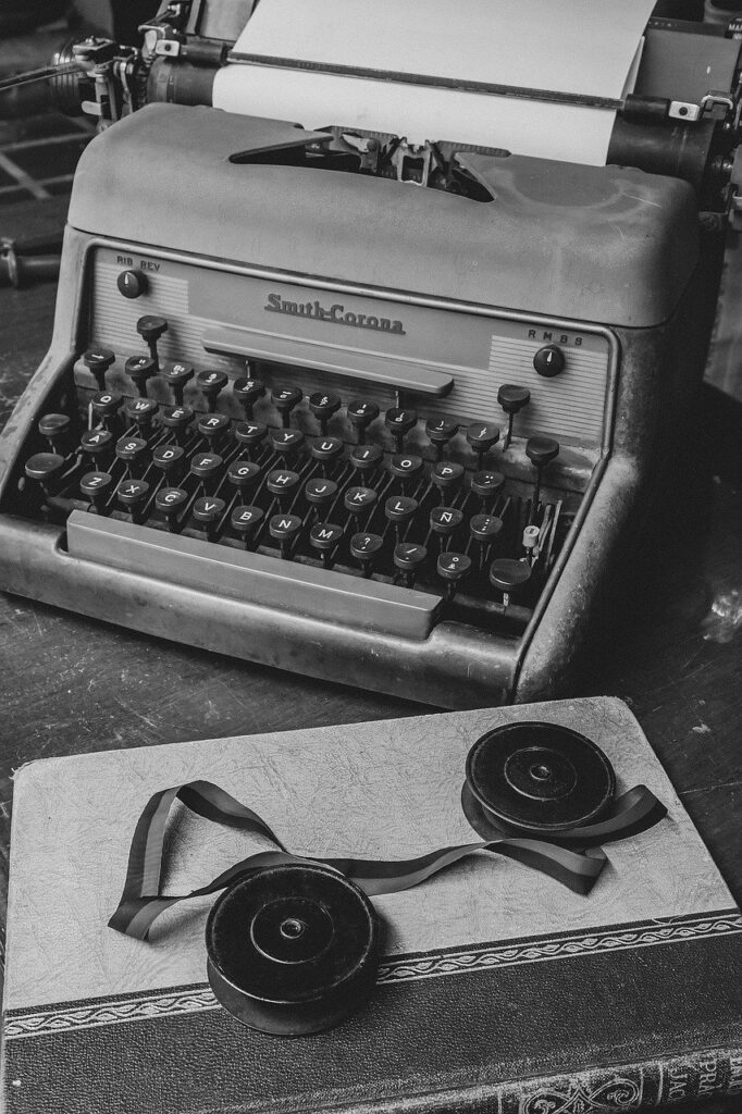 typewriter, imperial typewriter, typing